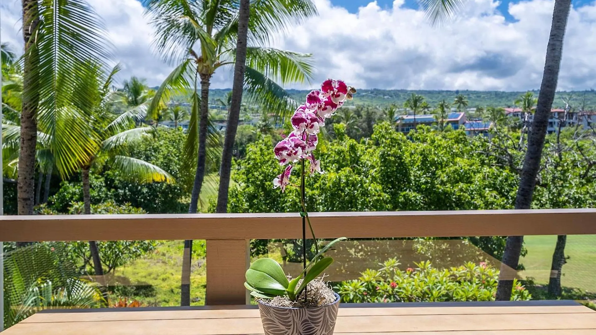 Checahale: Gorgeous Top Floor Corner With Ac Kailua-Kona USA